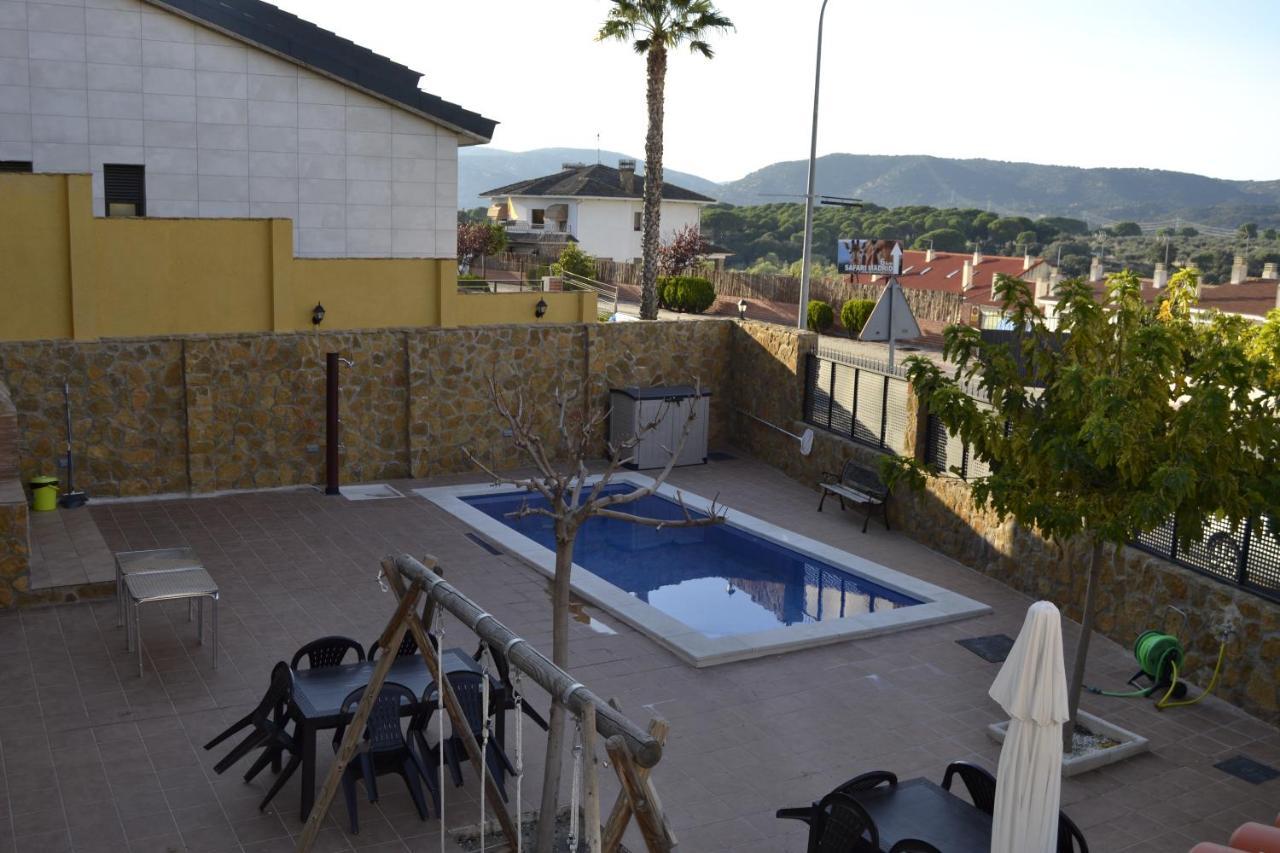 Apartamentos "Casa Rural De Aldea" Aldea del Fresno Exterior foto
