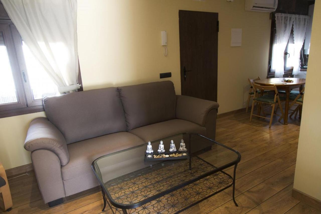 Apartamentos "Casa Rural De Aldea" Aldea del Fresno Exterior foto