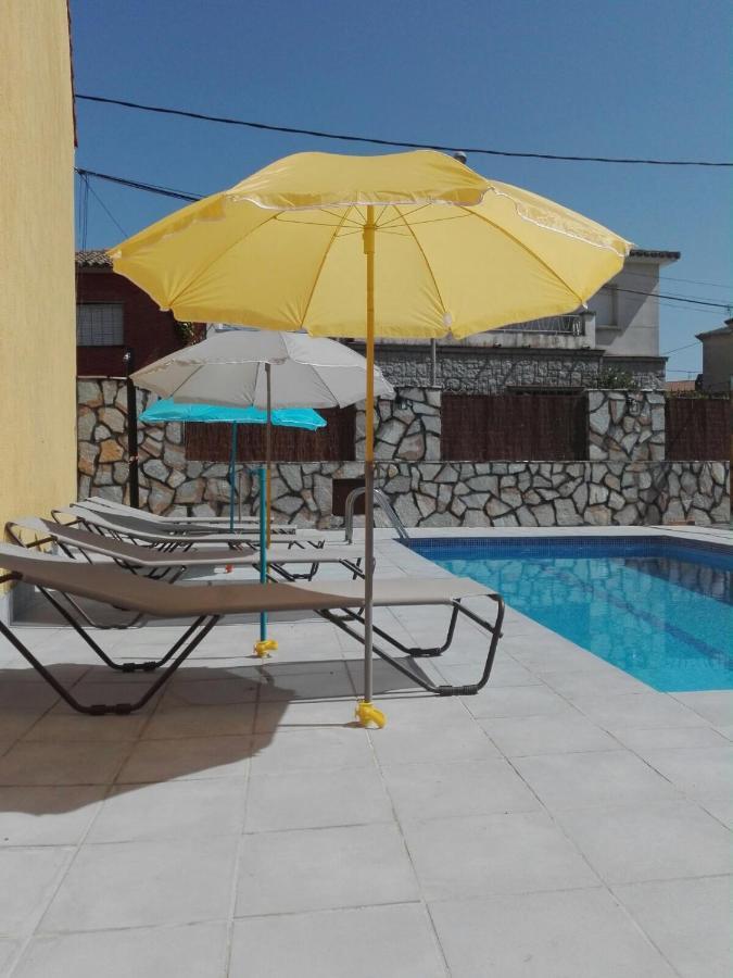 Apartamentos "Casa Rural De Aldea" Aldea del Fresno Exterior foto